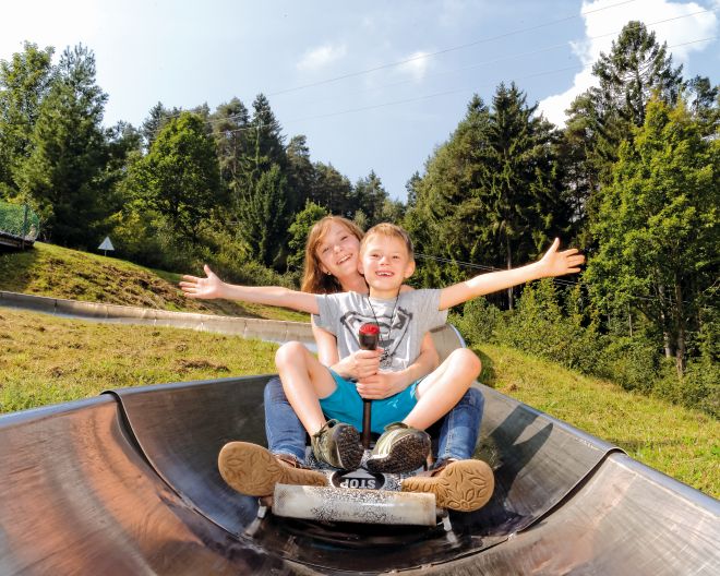 Pleinfeld: Sommerrodelbahn & Adventure Golf
