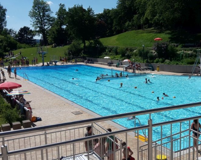Dinkelscherben: Waldfreibad