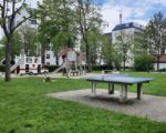 Königsbrunn: Spielplatz Krankenwagen